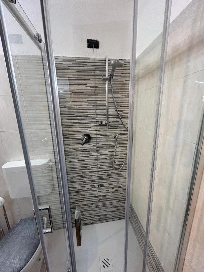 Vela Azzurra Hotel Манарола Екстериор снимка