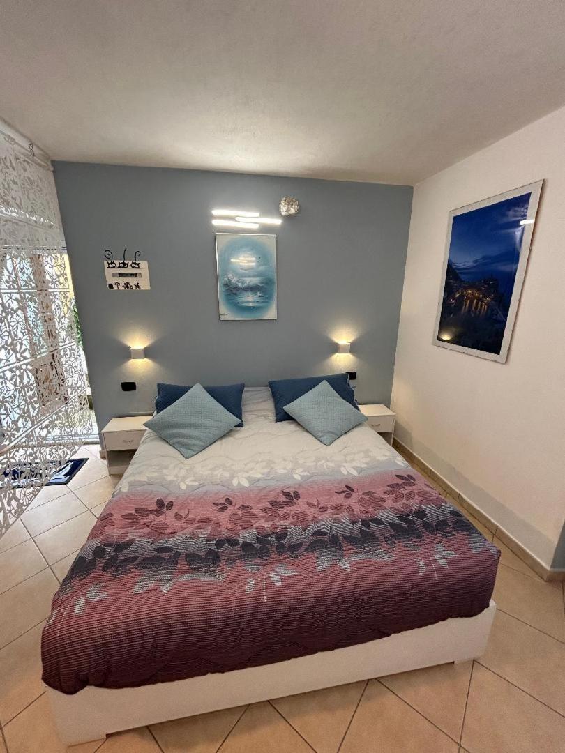 Vela Azzurra Hotel Манарола Екстериор снимка